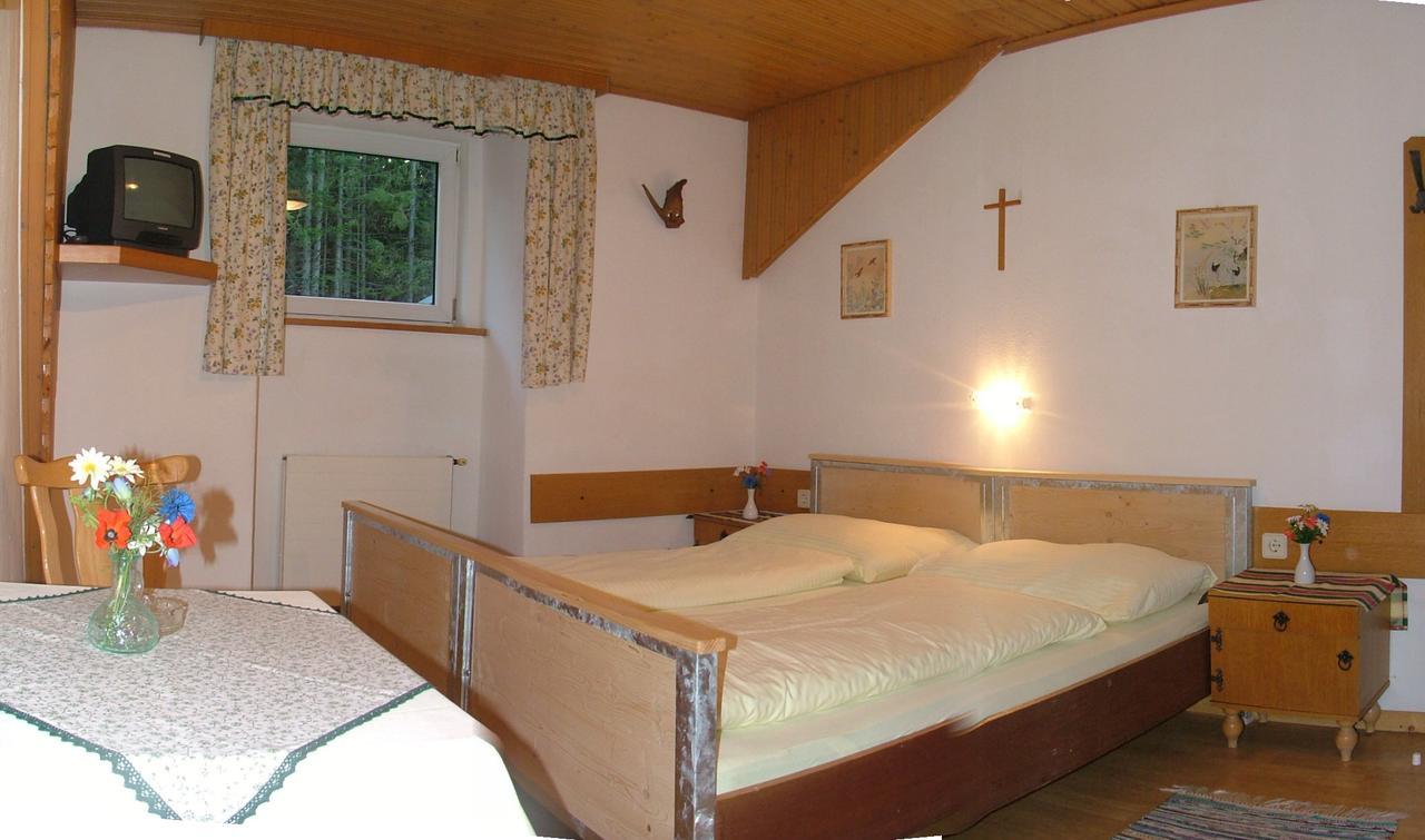 Hotel Gasthof Buchbauer Bad Sankt Leonhard im Lavanttal Buitenkant foto